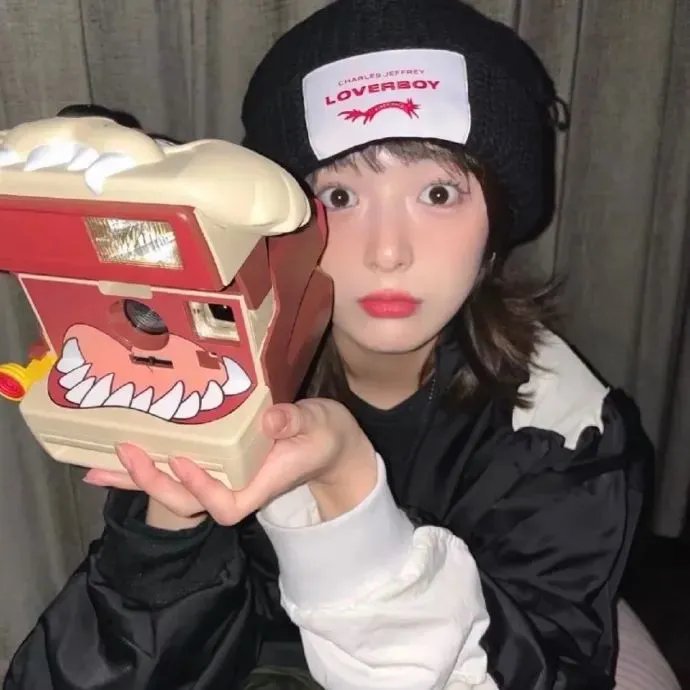 同一屋檐下